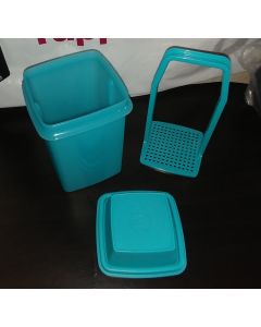 Tupperware Pick a Deli Pickle Olive Keeper Aqua 4 Cup