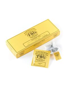 Alfonso Tea / Black Tea / Mango Pieces / 15 Hand Sewn Cotton Teabags / Gift Set