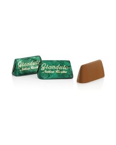 Venchi Original Recipe Gianduiotto Chocolates, Gianduja Flavor, Gluten Free, 2.2 lb Bag